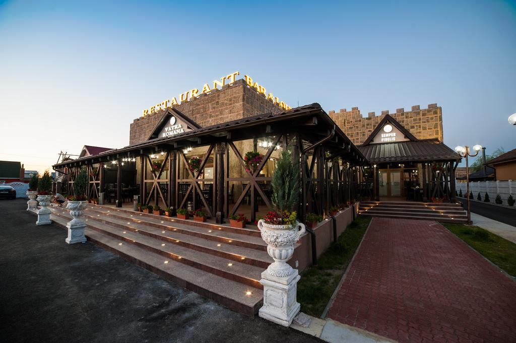 Vatra Romana Bed & Breakfast Răcarii de Jos Exterior foto